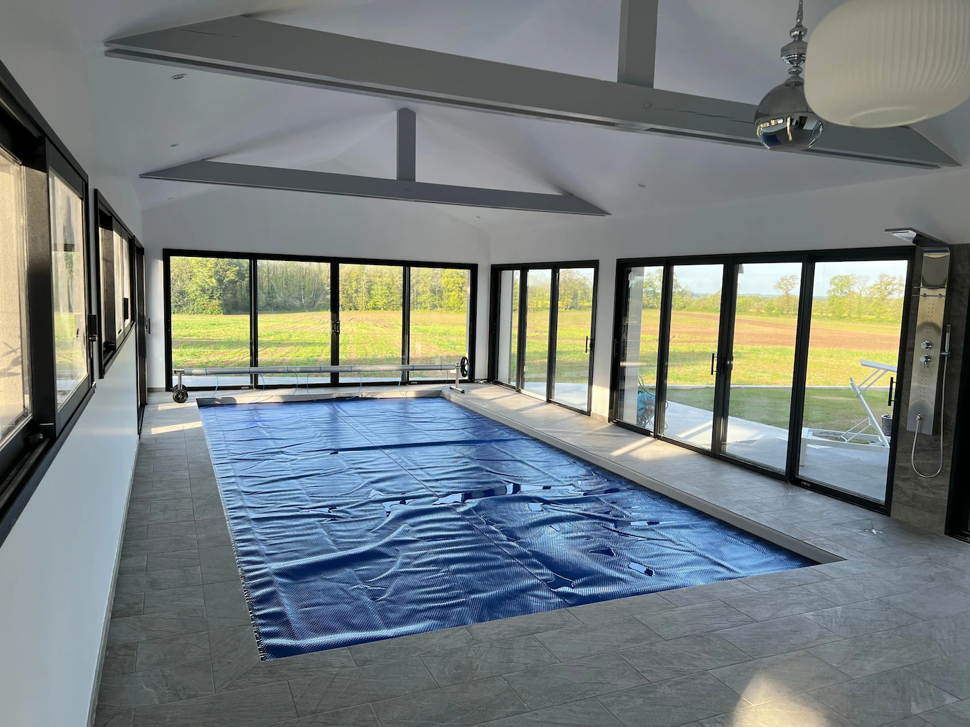 pourquoi faire appel a Edifice construction_Extension-piscine